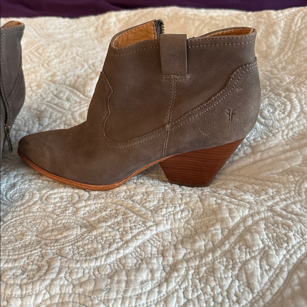 Frye Grey Leather Ankle Bootie New